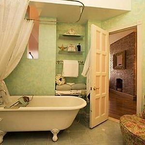 Private Bathroom King Room